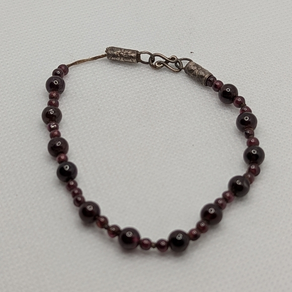 Jewelry - ✨ Garnet Beaded Bracelet With Sterling Silver ✨